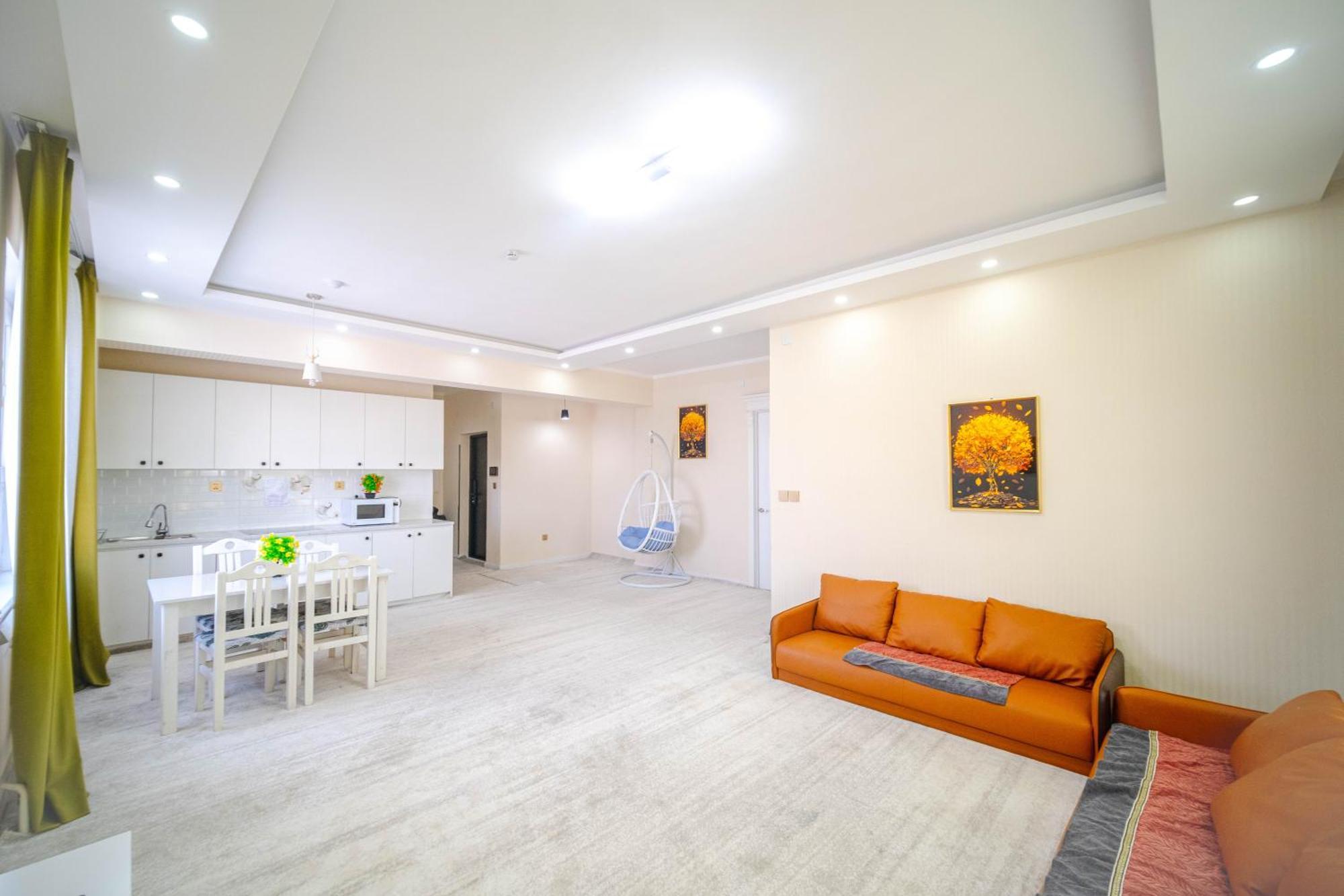 Eagle Town Serviced Apartment Улан-Батор Экстерьер фото